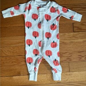 Hanna Anderson 2-Way Zip Sleeper Pumpkins